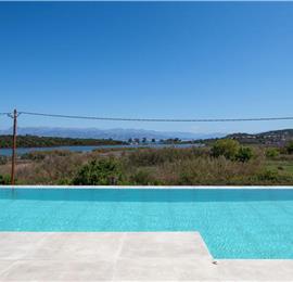 3 bedroom villa with pool & sea view, near Acharavi, sleeps 6